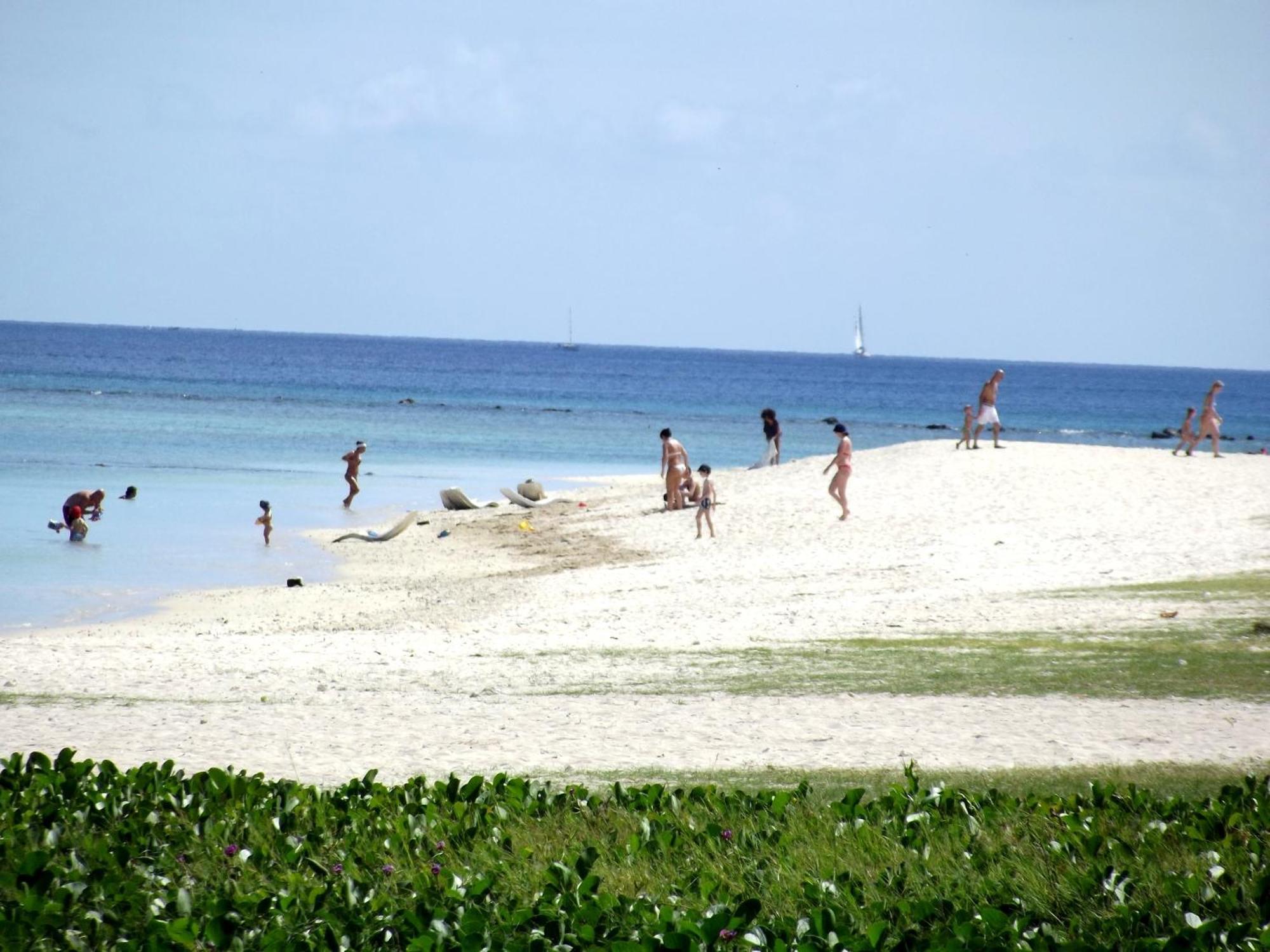 West Sand Holidays Licensed By The Tourism Authority 09926 Flic-en-Flacq Eksteriør billede